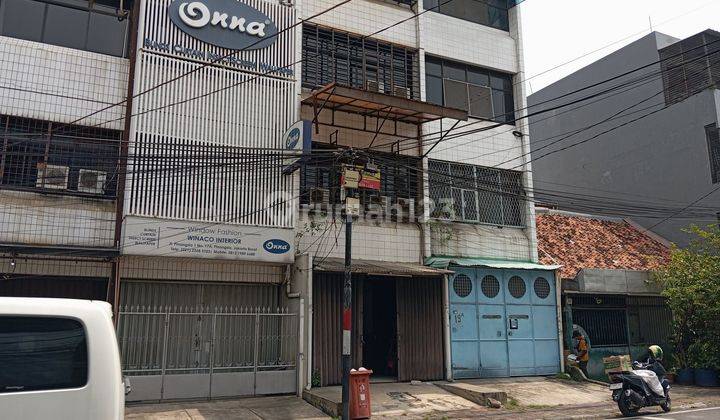 Dijual ruko bahan bangunan keramik saniter di pinangsia 1