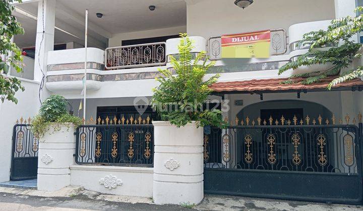 Dijual rumah 3 lantai di mangga besar manggis dalam 2