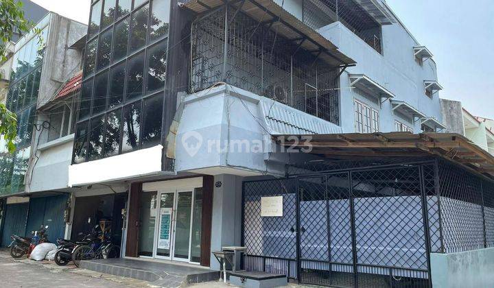 Ruko besar dijual murah 3 lantai di kelapa Gading  1