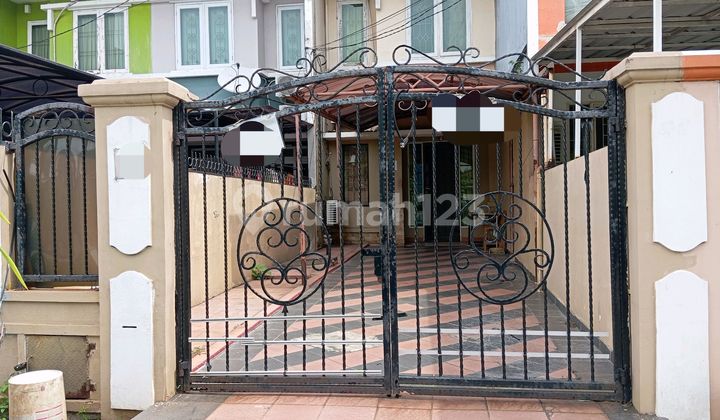 Sell Cheap ,,,Ma'am,,,, 2-Story House Only 1.5B in Kelapa Gading