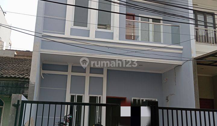 Dijual Cepat Murah Rumah Baru Tinggi Dari Jalan Deket Mall Di Kelapa Gading  1