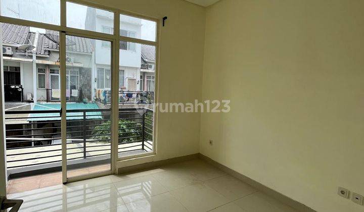 Dijual Murah Rumah 2 Lantai 3 Kamar Baru Di Pik 1 2