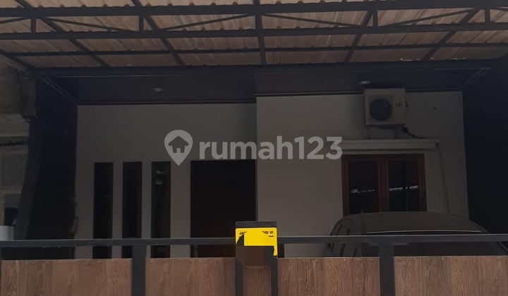 Jual Rugi,,, Jual Cepat,, Rumah Minimalis Baru 2 Lantai Deket Mall di Kelapa Gading