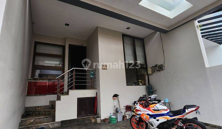 Rumah Dijual Murah 3 Lantai Full Furnish Di Kelapa Gading  2