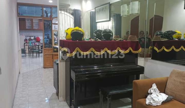 Rumah Dijual Murah 3 Lantai Jalan Lebar di Kelapa Gading 2