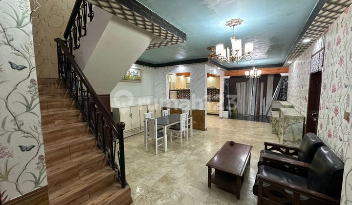 Jual Murah..... di Bawah NJOP.... Rumah5 Kamar di Kelapa Gading Jual Murah..... di Bawah NJOP.... Rumah5 Kamar di Kelapa Gading