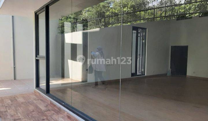 Di Jual Rumah sayap hegarmanah dan sayap ciumbuleuit 
 2