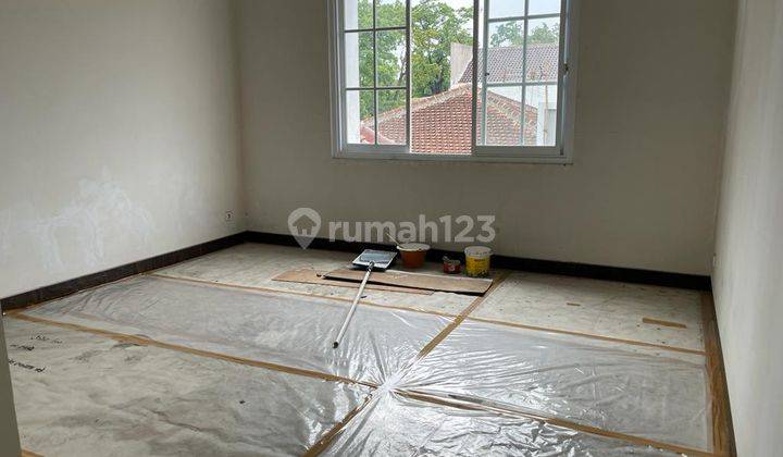 DI SEWAKAN RUMAH BARU RENOVASI ..MEWAH  ...SIAP PAKAI..cocok untuk cafe / resto .LT 700 M DI SAYAP KOSAMBI BDG TIMUR 6