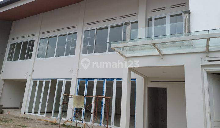 DI SEWAKAN RUMAH BARU RENOVASI ..MEWAH  ...SIAP PAKAI..cocok untuk cafe / resto .LT 700 M DI SAYAP KOSAMBI BDG TIMUR 12