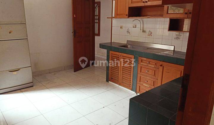 DI SEWAKAN RUMAH DI MAINROAD KEMBAR MAS BDG 7