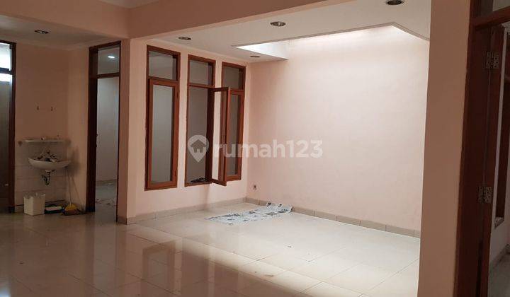 DI SEWAKAN RUMAH DI SINGGASANA BDG 2