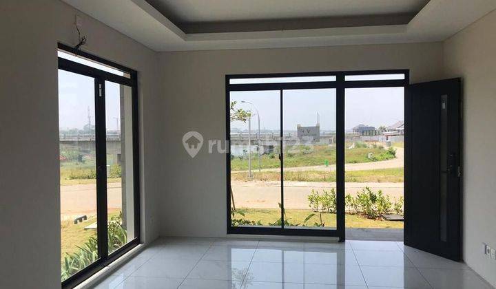 Di jual rumah di hook & baru di kota baru parahyangan 1