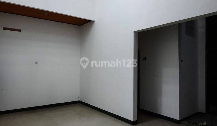 Dijual Rumah Nyaman Modern Siap Huni Tengah Kota di Sayap Ciateul 1