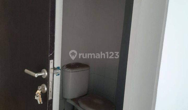 Dijual Turun Harga Apartment 2 Kamar Kosong di Grand Asia Afrika 2