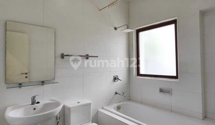 For Sale Renovated Ready-to-Live-in House in Wisteria (007) 2