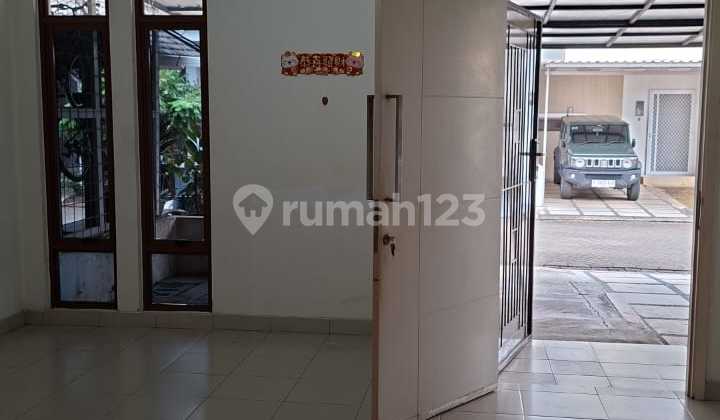 Disewakan Rumah Nyaman di Alamanda (015)