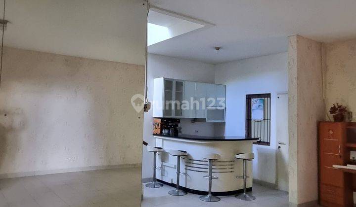 Disewakan Rumah Semi Furnish Cluster Alamanda, Jakarta Garden City, Cakung, 015 1