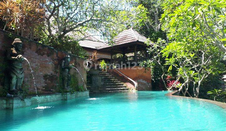 For sale is a villa on the Tegenungan River, Gaianyar, Sukawati, Ubud 2