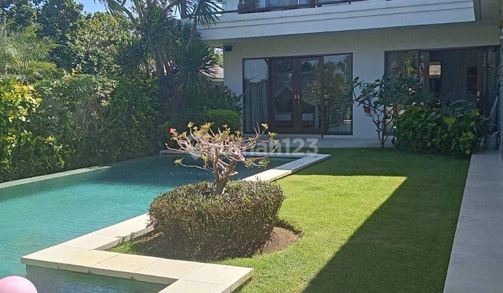 Di Jual Luxury Villa Canggu Beach  1