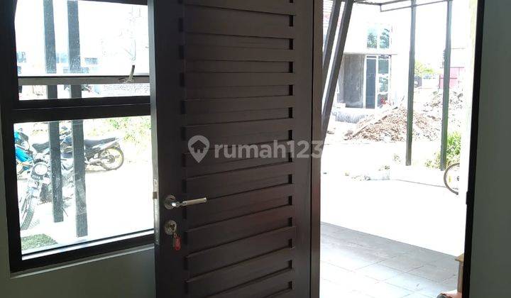 Jual Rumah SHM Bagus Unfurnished di Grand sharon residence 2