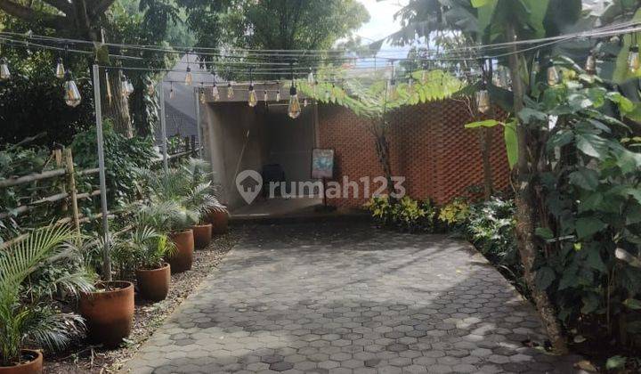 Ruang Usaha ex coffee shop di Jalan dago pakar dekat tahura bandung 2