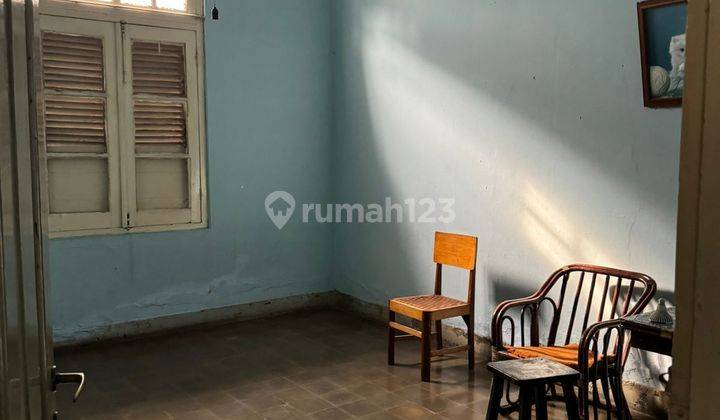 Rumah Hitung Tanah Mainroad di Jalan Dalem Kaum Bandung SHM Butuh Renovasi 1