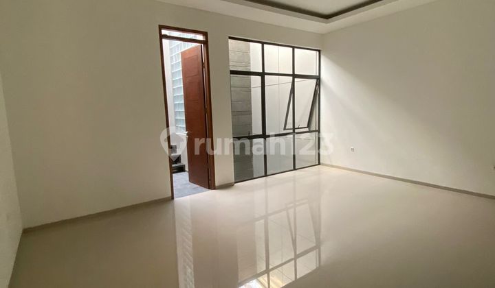 Rumah Bagus Baru Siap Huni Lokasi Mekar Wangi Bandung