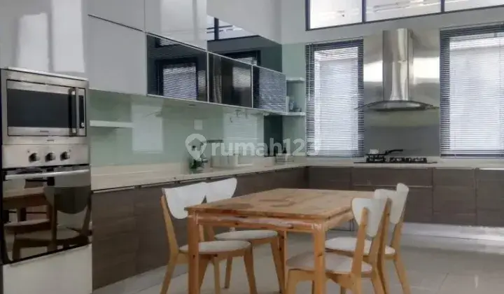 DI JUAL RUMAH DI SUDIRMAN TOWN HOUSE,BANDUNG. 1