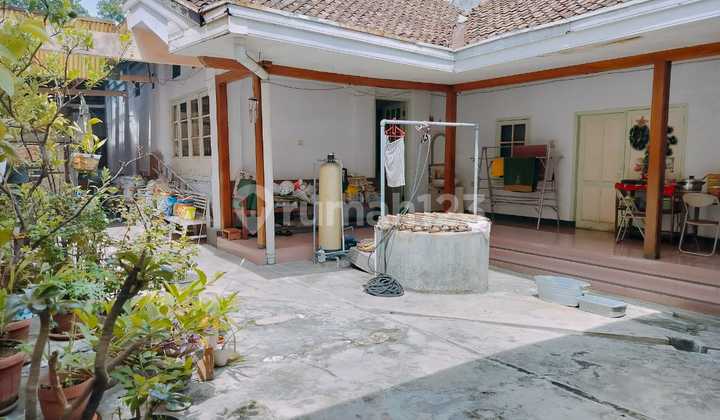 For Sale: House and Commercial Space on Gatot Subroto, Bandung. 2