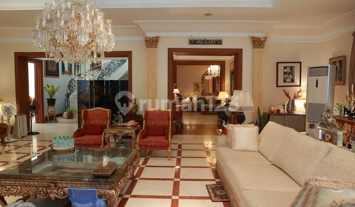 For Sale Super Luxury House in Premium Area Menteng, Central Jakarta 2