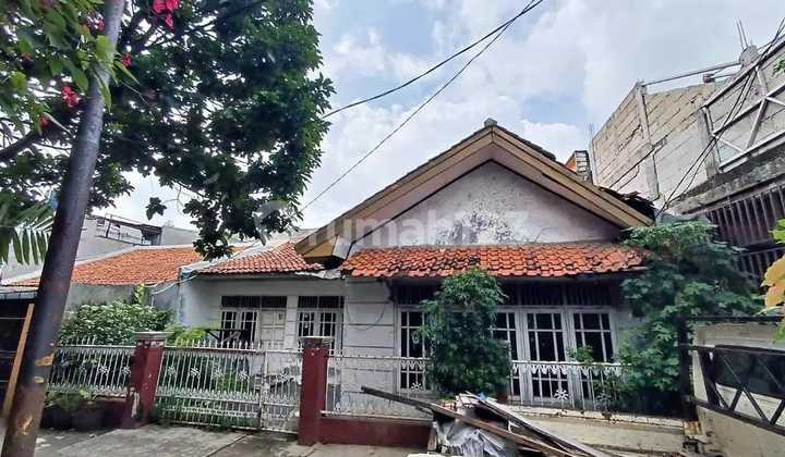 Rumah Tanah Luas Di Komplek Pertambangan Meruya Jakarta Barat