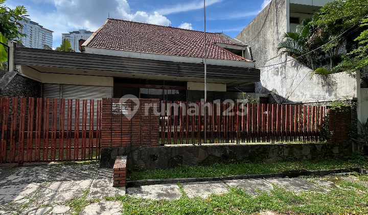Dijual Rumah Strategis di Jl Dempo Kebayoran Baru Jakarta Selatan