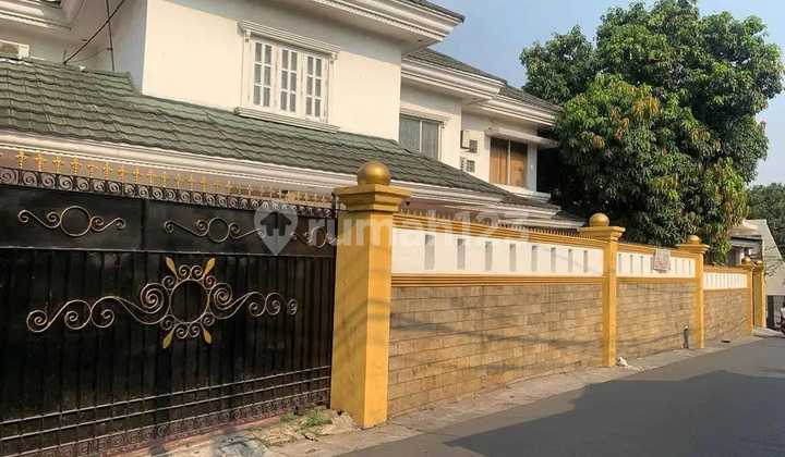 Rumah Mewah Kolam Renang Di Jl Bangka Kemang Jakarta Selatan