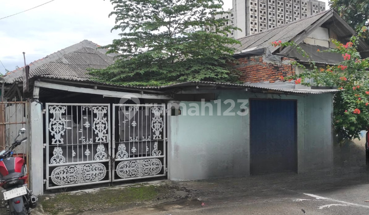 For Sale Land Measurement House in Kebon Jeruk, Kemanggisan, West Jakarta 2