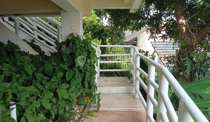 Villa Anyer view laut di jual full furnish  2
