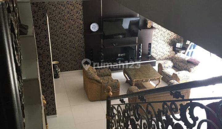 Rumah disewakan di Provence Parkland BSD  3