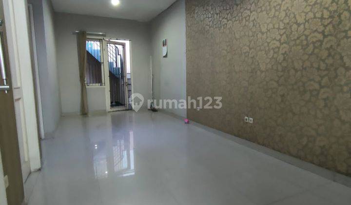 Rumah di sewakan di Neo Catalonia Nusaloka Bsd  6