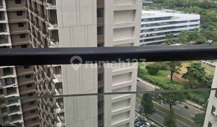 Apartemen Studio Full Furnish View Pool Skyhouse Bsd 2