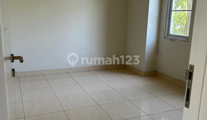 Rumah Siap Huni Azura Vanyapark Bsd