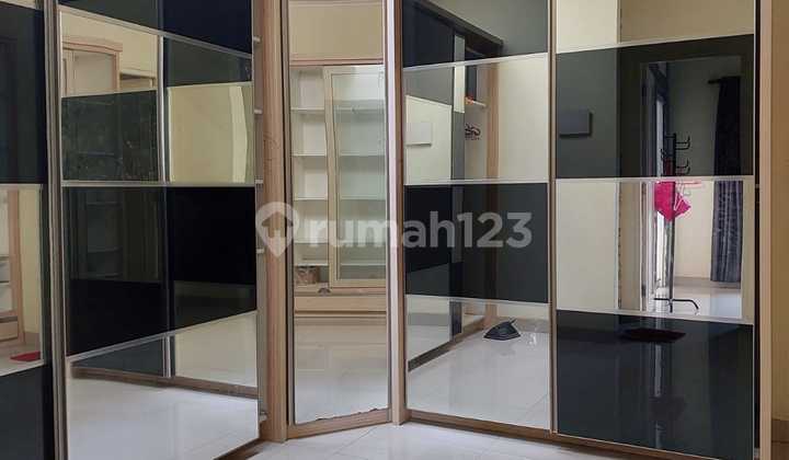 Semi Furnished Patagonia Delatinos House Bsd