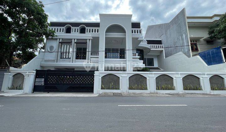 Rumah Mewah Semi Furnish Gatot Subroto Denpasar Bali 1