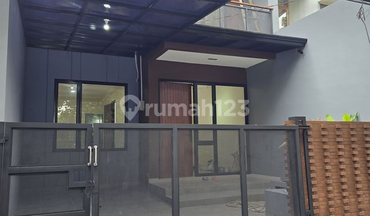 Ready-to-Occupy Fully Renovated House in Kencanaloka BSD Ready-to-Occupy Fully Renovated House in Kencanaloka BSD