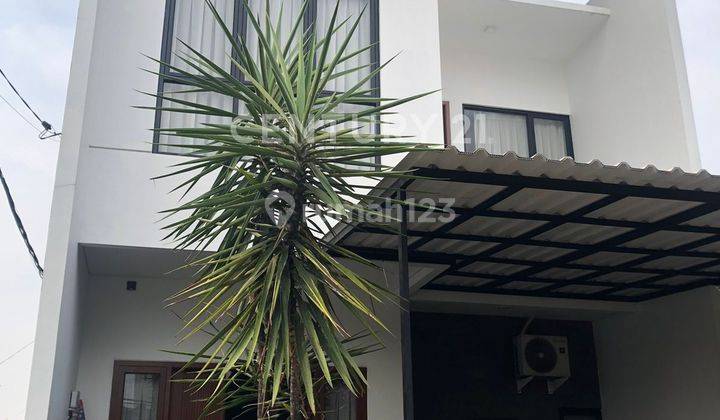 Rumah Bangunan Baru Full Furnished Nempel Bintaro  1