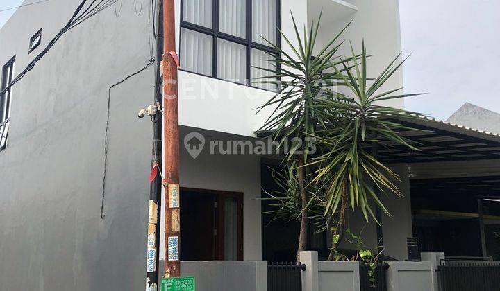 Rumah Bangunan Baru Full Furnished Nempel Bintaro  2