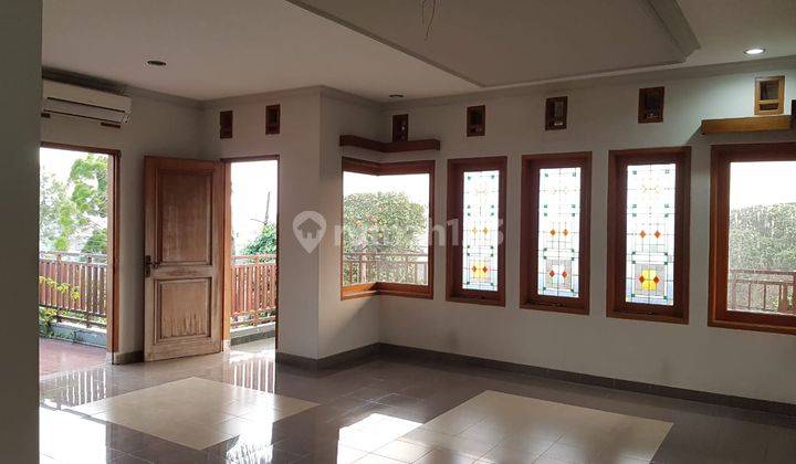 Rumah nyaman 2 lantai daerah setra murni bandung 3