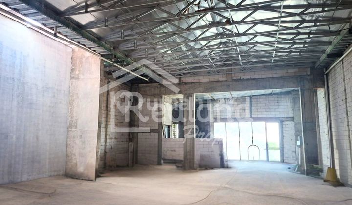 Business Space in Sisingamangaraja, Semarang (Si Tt 8675) 2
