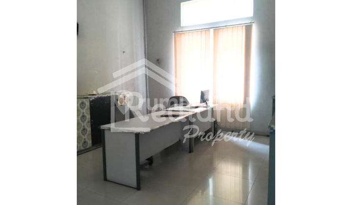 Warehouse on Jl. Brigjen Katamso, Semarang (Tt Si 8301)