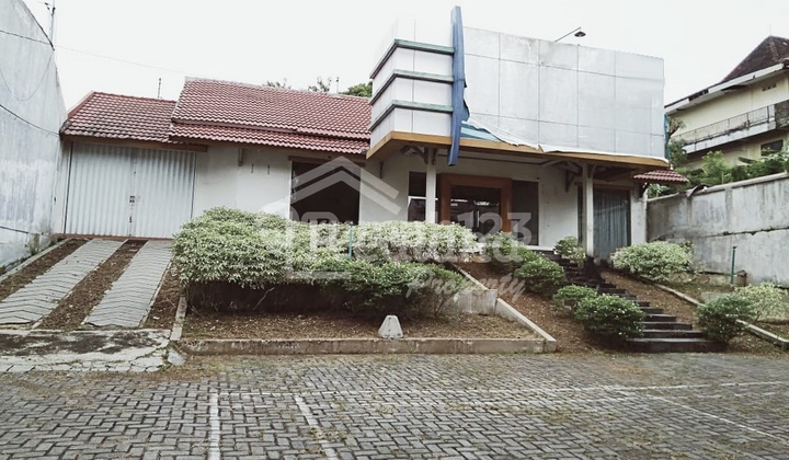 Business Space in Pamularsih, Semarang (Lot 8435) 1