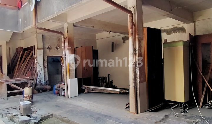 Single-Storey Shop House on Main Road Pungkur Street City Center 2
