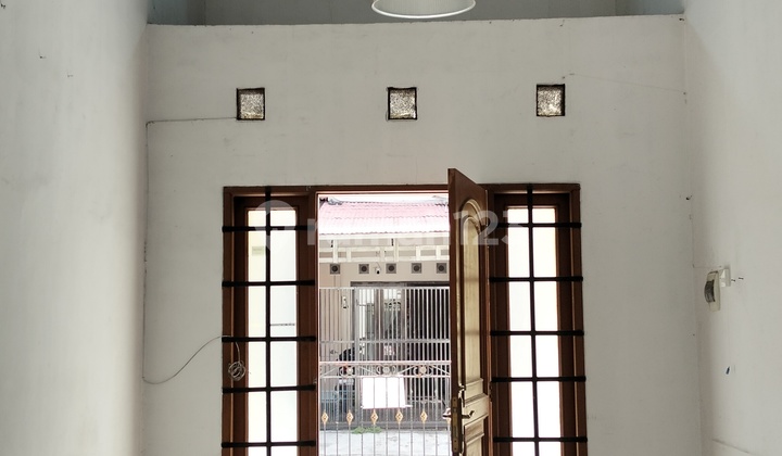 Rumah Siap Huni Bebas Banjir Dekat Toserba Borma 2